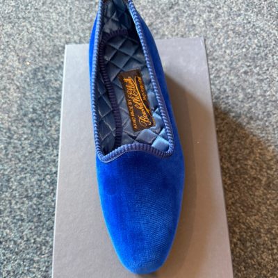 BOWHILL & ELLIOTT - Royal Blue Velvet Pump