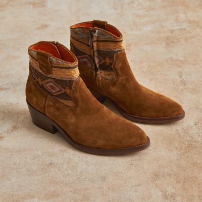 PENELOPE CHILVERS - Peat Suede Cassidy Kilim Boot